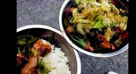 炒地摊女生爆料视频,揭秘幕后真相